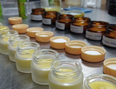 Kräuterpädagogik Ausbildung Calendulasalbe Herstellung